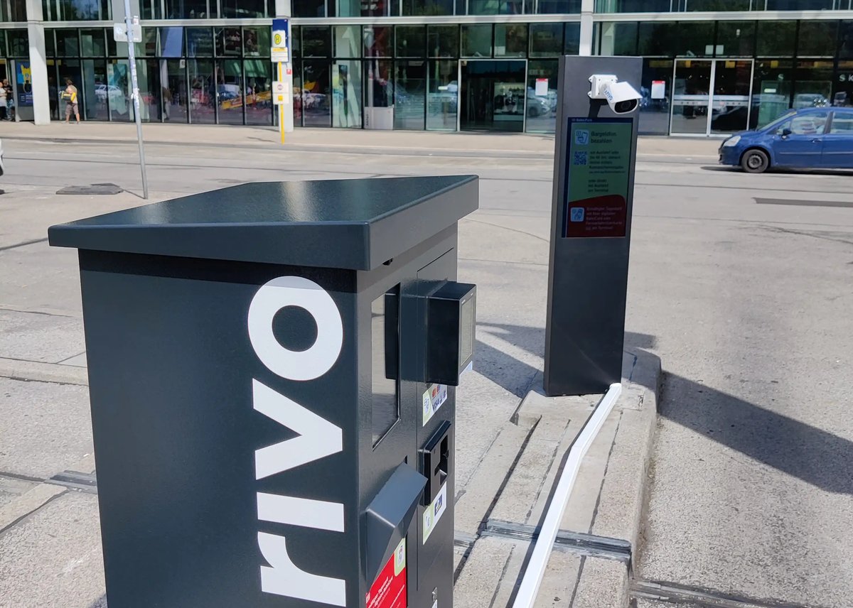 Berlin east train station equiped with the Arivo parking solution