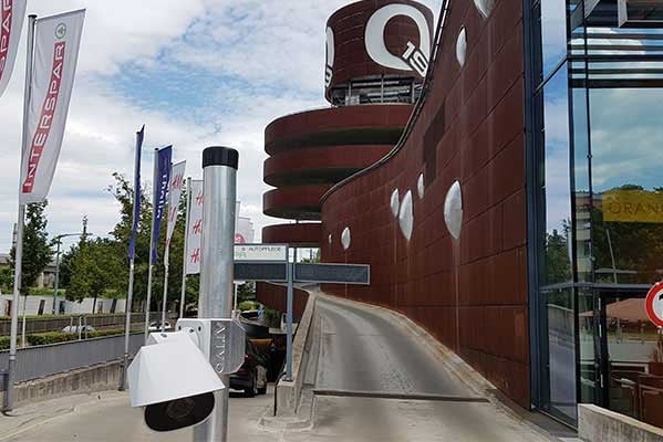 The shopping center Q19 in Döbling (Austria) relies on Arivo for its parking management