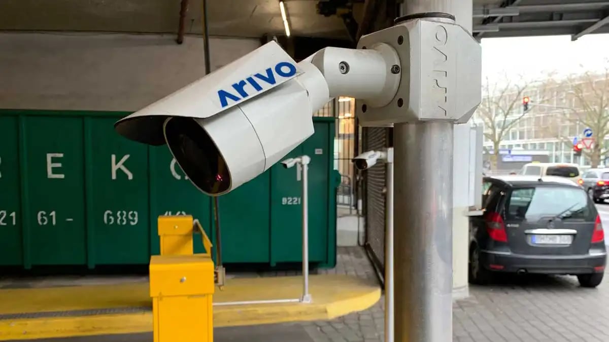 Arivo's license plate recognition camera in use at Galeria Karhof Kaufstadt