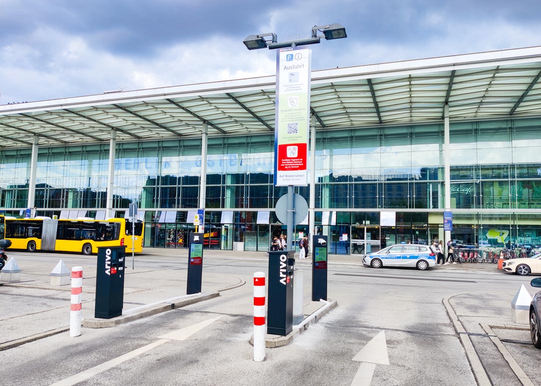 Der Berliner Ostbahnhof wurde mit dem Arivo Parksystem ausgestattet.