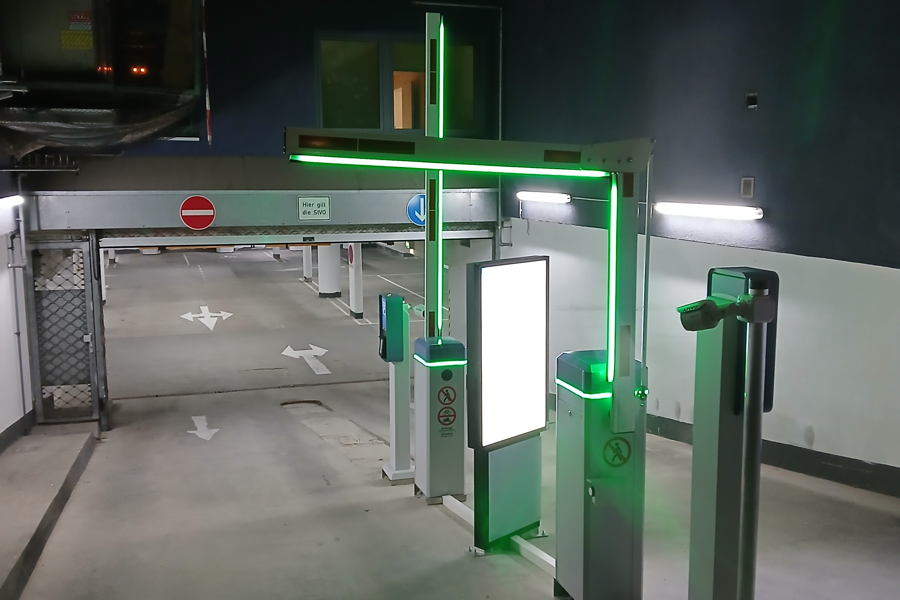 Arivo Schrankensystem in der Tiefgarage CinemaxX Wolfsburg