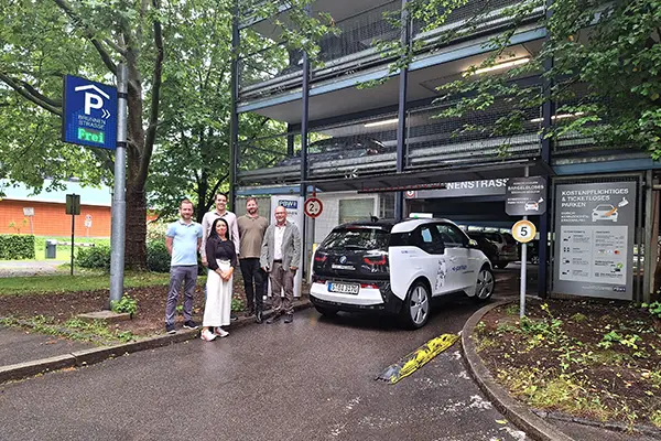 Inbetriebnahme der neuen Arivo Parkieranlage im Parkhaus Brunnenstraße (in Tübingen, Deutschland) der PBW