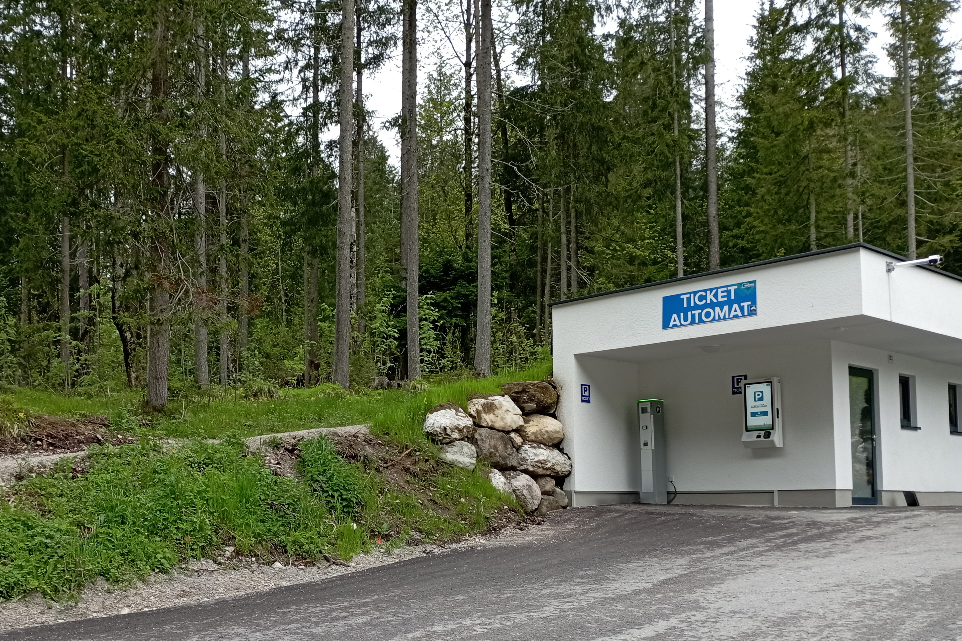 The Arivo parking system in use at the parking lot near the old mill in Ramsau (Austria)